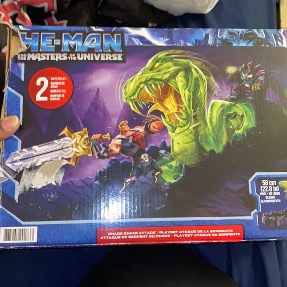 Masters of the Universe He-Man and Masters of the Universe Snake Attack Fortress - Picture 1 of 9